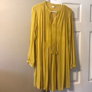NWT mustard yellow dress. Size M.